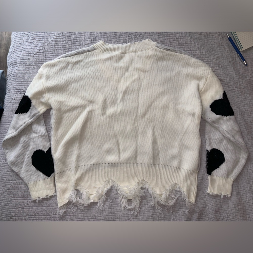 Distressed Heart Sweater - Picture 3 of 12